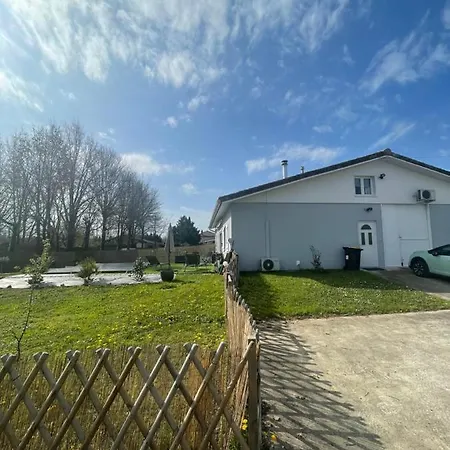 فندق مبيت وإفطار Cocooning Chez Sabine 3*