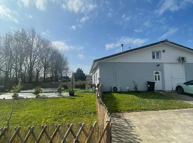 Bed and Breakfast Cocooning Chez Sabine 3*